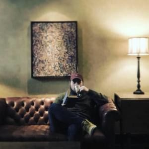 Meet your Posher, Levi